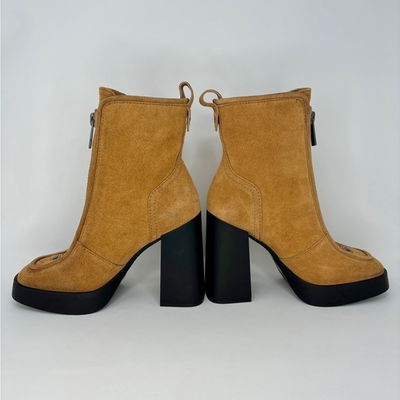 EUC Larroude Nicole Hi Heeled Boots in Toasted Tan Brown Suede, Size 9 - Picture 9 of 16